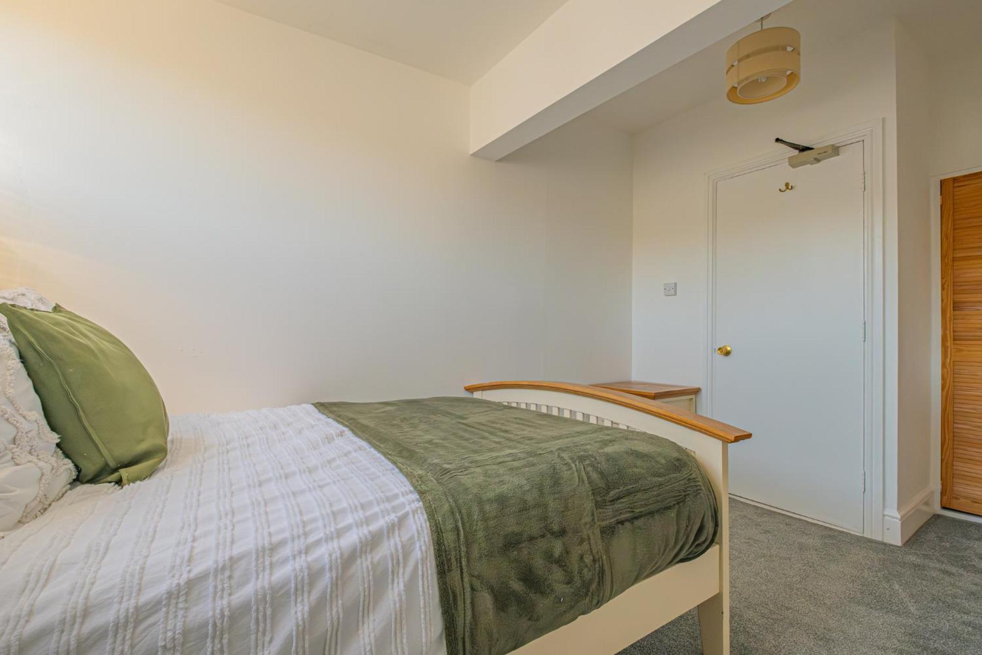 Castleview Coastal Comfort With 2 Parking Spaces Oystermouth Exteriér fotografie