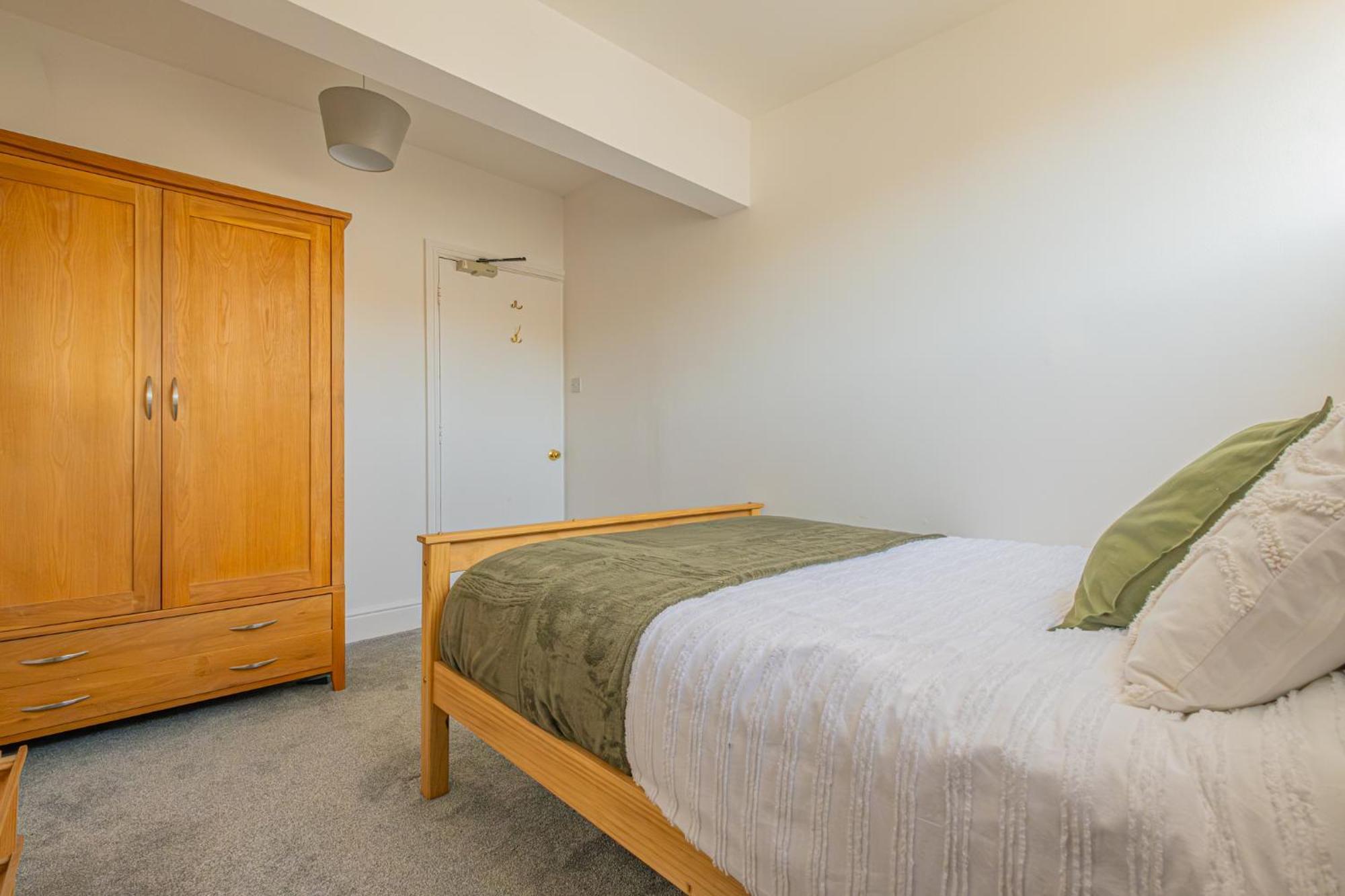 Castleview Coastal Comfort With 2 Parking Spaces Oystermouth Exteriér fotografie