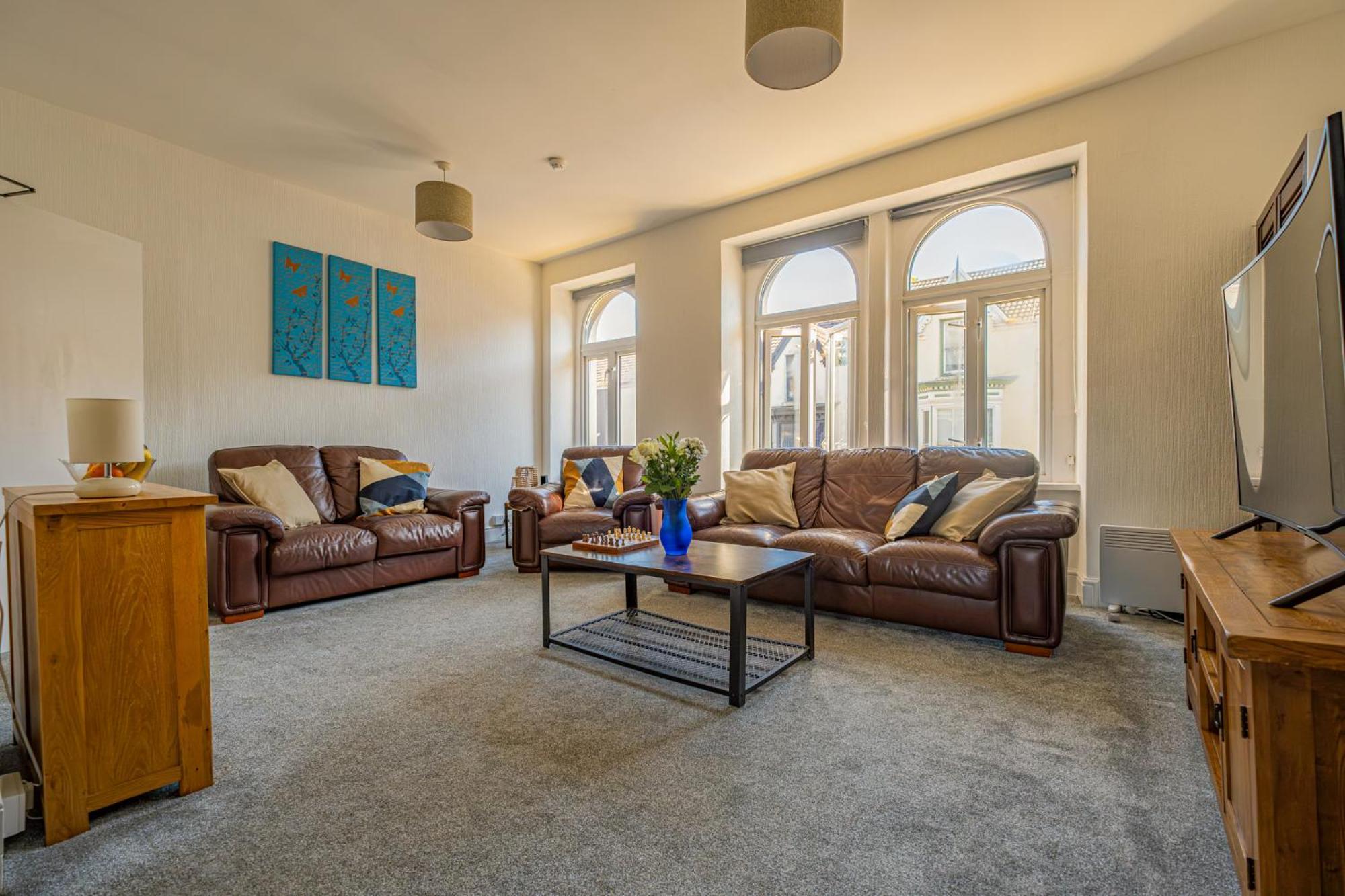 Castleview Coastal Comfort With 2 Parking Spaces Oystermouth Exteriér fotografie